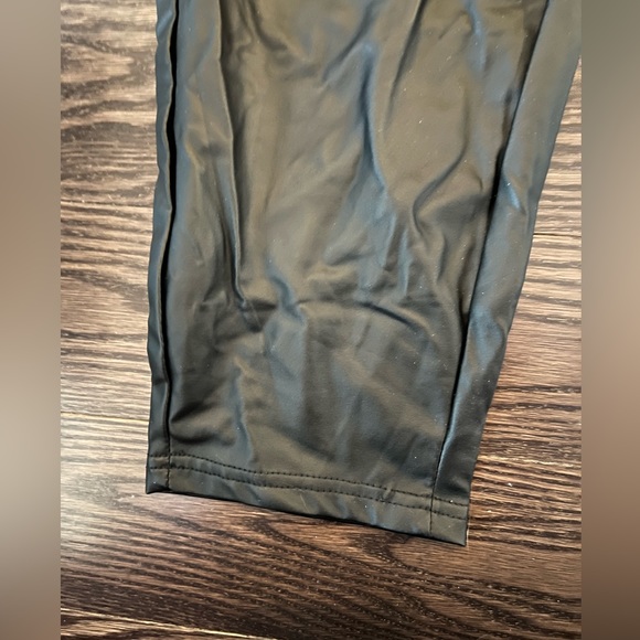 Faux leather type tights - Picture 4 of 6